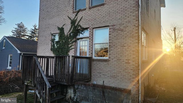 256 57TH ST NE, Washington, DC 20019