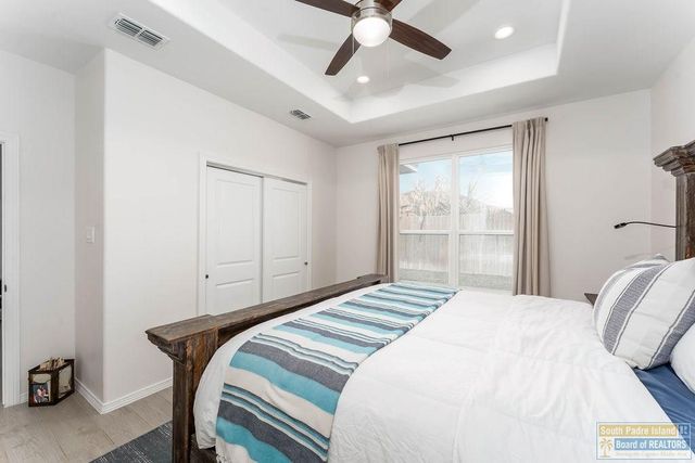 11 North Bay Hill Dr., Laguna Vista, TX 78578