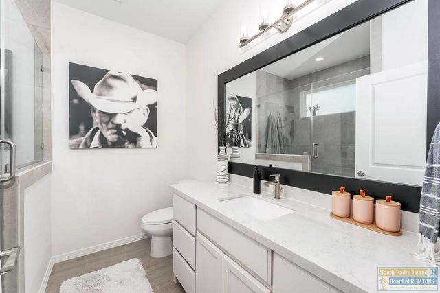 11 North Bay Hill Dr., Laguna Vista, TX 78578