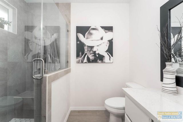 11 North Bay Hill Dr., Laguna Vista, TX 78578