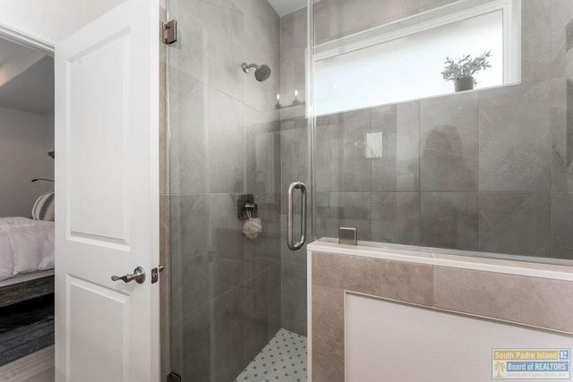 11 North Bay Hill Dr., Laguna Vista, TX 78578