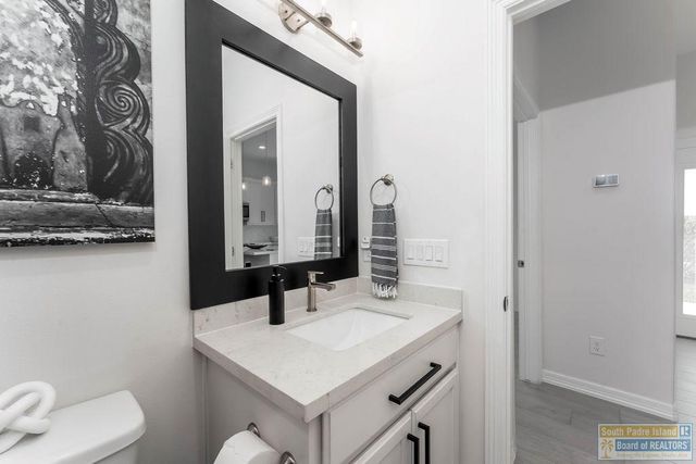 11 North Bay Hill Dr., Laguna Vista, TX 78578