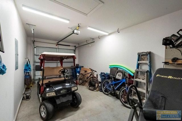 11 North Bay Hill Dr., Laguna Vista, TX 78578