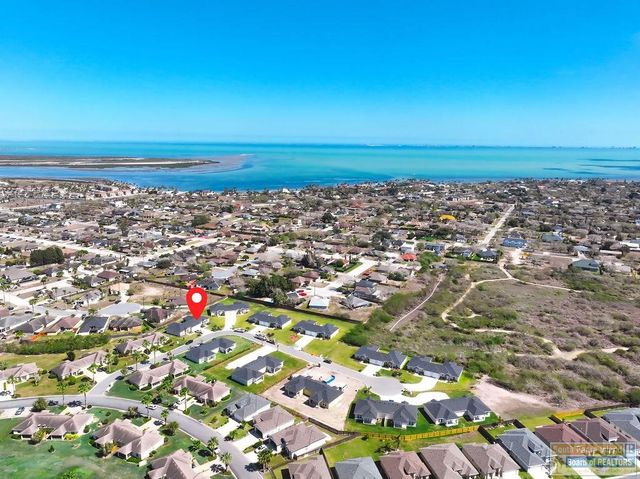 11 North Bay Hill Dr., Laguna Vista, TX 78578