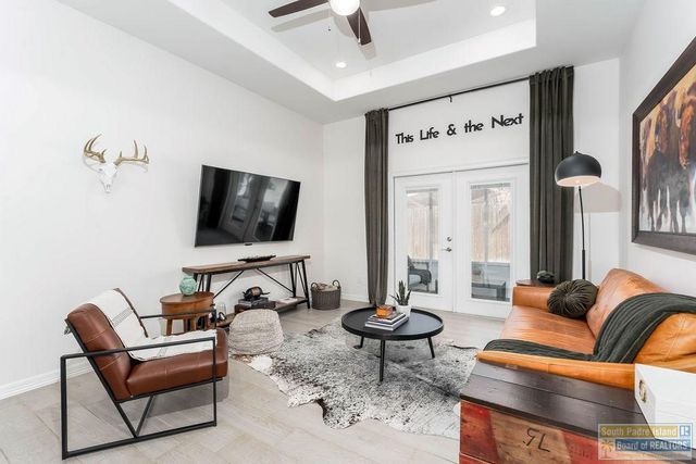 11 North Bay Hill Dr., Laguna Vista, TX 78578