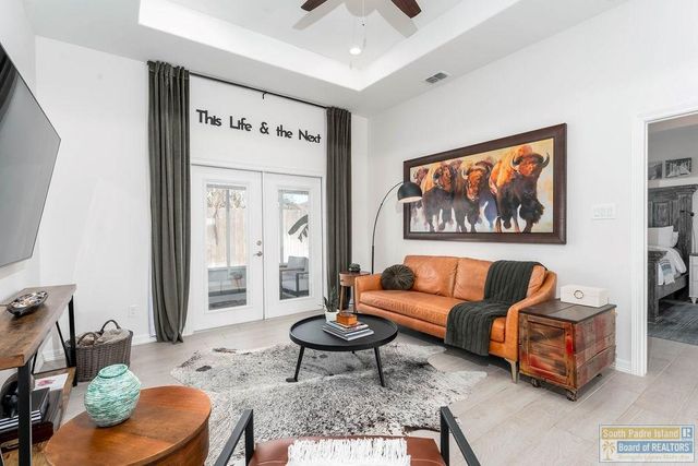 11 North Bay Hill Dr., Laguna Vista, TX 78578