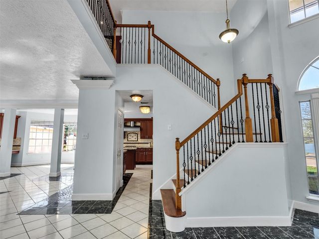 2739 Lakeside Village Drive, Missouri City, TX 77459