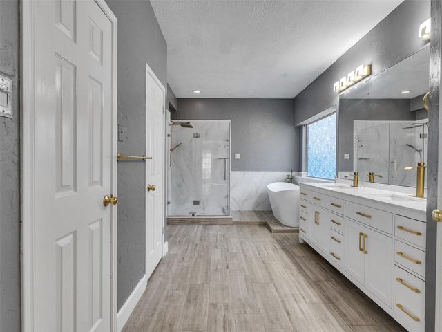 2739 Lakeside Village Drive, Missouri City, TX 77459