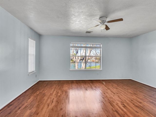 2739 Lakeside Village Drive, Missouri City, TX 77459