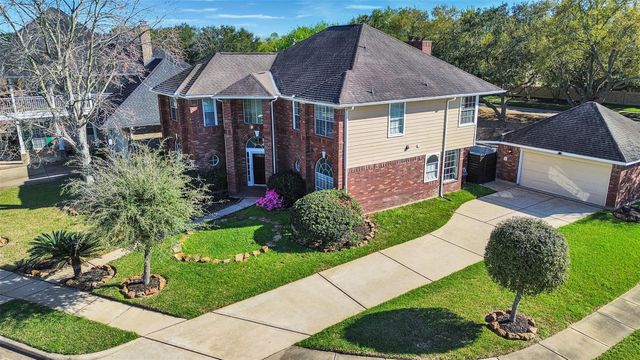 2739 Lakeside Village Drive, Missouri City, TX 77459