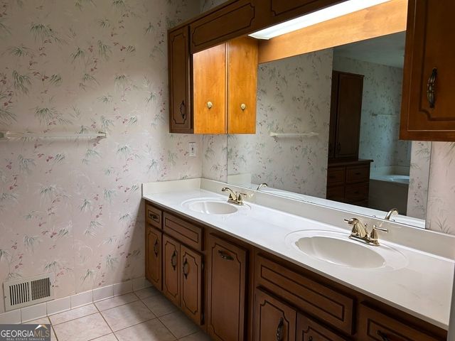 500 Butler Bridge Drive, Mcdonough, GA 30252