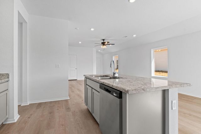 7033 Potomac Trail, Bauxite, AR 72011