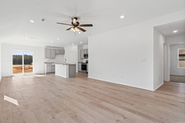 7033 Potomac Trail, Bauxite, AR 72011