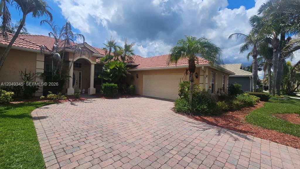 415 NW Dover Ct, Port St. Lucie, FL 34983