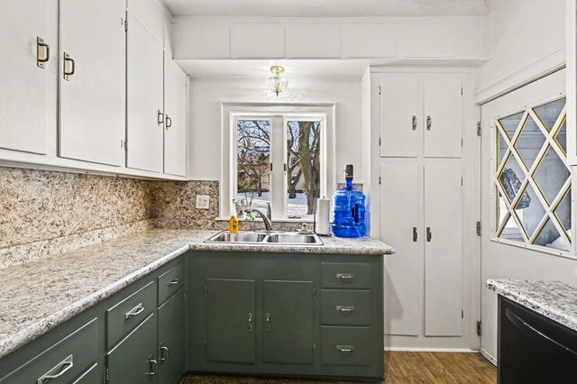 612 W Grand River Avenue, Portland, MI 48875