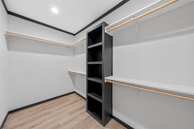 202 N 6th Street, Mount Calm, TX 76673