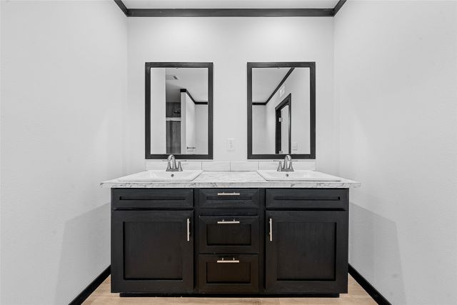 202 N 6th Street, Mount Calm, TX 76673