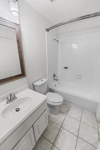 1739 French Village Drive, Houston, TX 77055