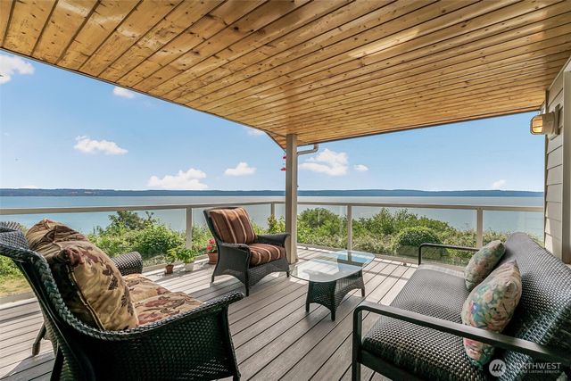 4098 S Camano Drive, Camano Island, WA 98282