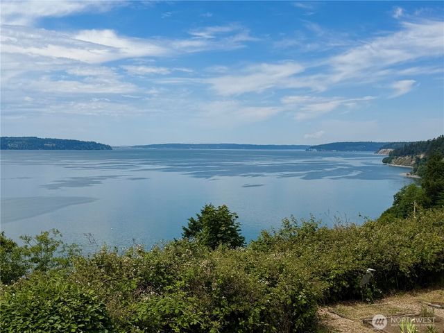 4098 S Camano Drive, Camano Island, WA 98282