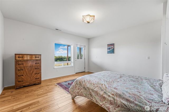 4098 S Camano Drive, Camano Island, WA 98282