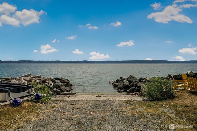 4098 S Camano Drive, Camano Island, WA 98282