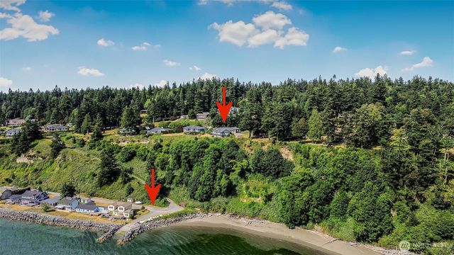 4098 S Camano Drive, Camano Island, WA 98282
