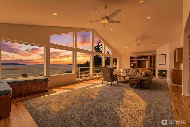 4098 S Camano Drive, Camano Island, WA 98282
