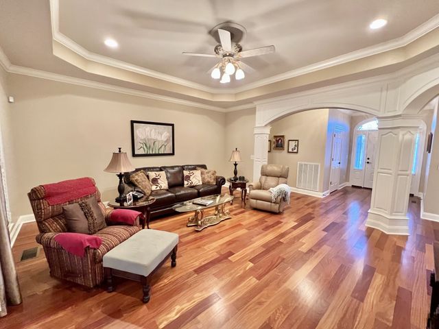 724 Toben Ter, N, Lawrenceburg, TN 38464