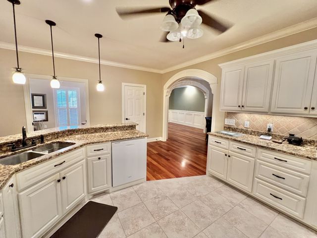 724 Toben Ter, N, Lawrenceburg, TN 38464