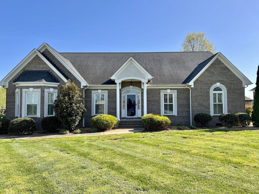 724 Toben Ter, N, Lawrenceburg, TN 38464