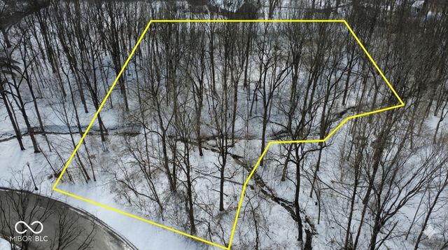 8101 Traders Hollow Lane, Indianapolis, IN 46278