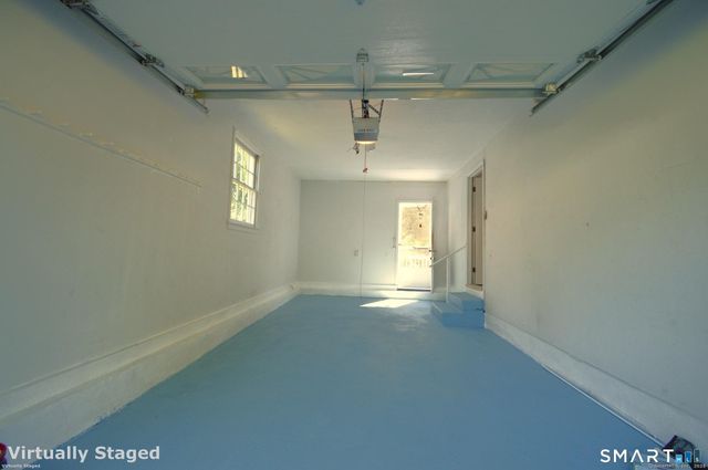 18 Overbrook Road, West Hartford, CT 06107