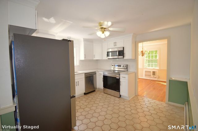 18 Overbrook Road, West Hartford, CT 06107