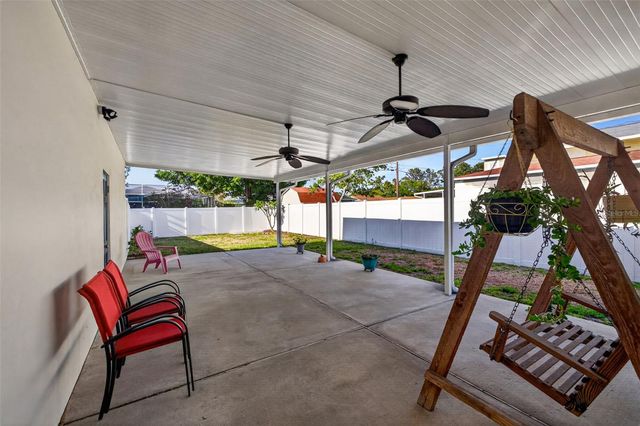 2301 36TH AVENUE N, St Petersburg, FL 33713