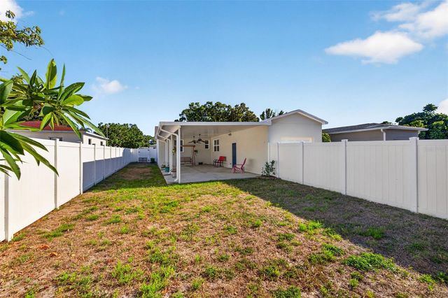 2301 36TH AVENUE N, St Petersburg, FL 33713