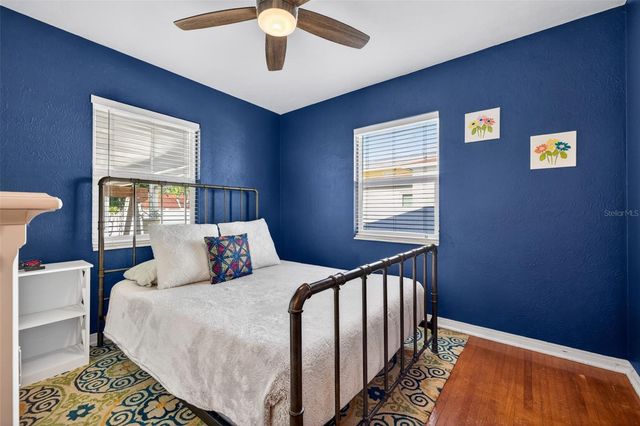 2301 36TH AVENUE N, St Petersburg, FL 33713