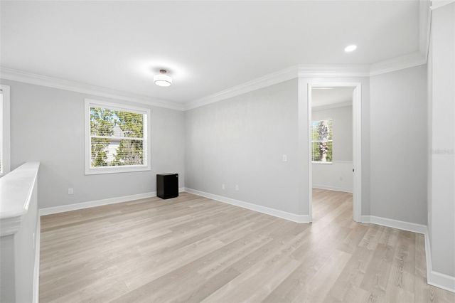 8005 CYPRESS CROSSING COURT, Tampa, FL 33647