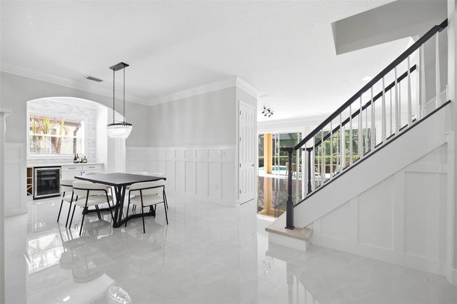 8005 CYPRESS CROSSING COURT, Tampa, FL 33647