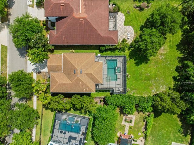 8005 CYPRESS CROSSING COURT, Tampa, FL 33647