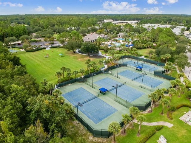 8005 CYPRESS CROSSING COURT, Tampa, FL 33647