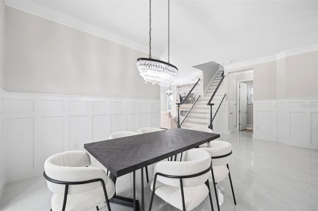 8005 CYPRESS CROSSING COURT, Tampa, FL 33647