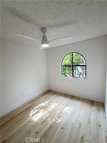 400 S Flower 8, Orange, CA 92868