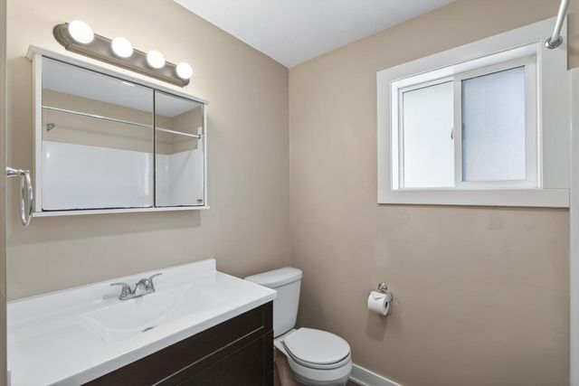 84 Curtice Street E, Saint Paul, MN 55107