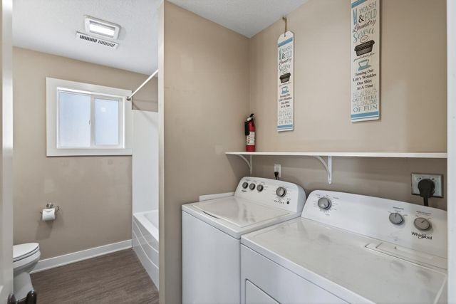 84 Curtice Street E, Saint Paul, MN 55107