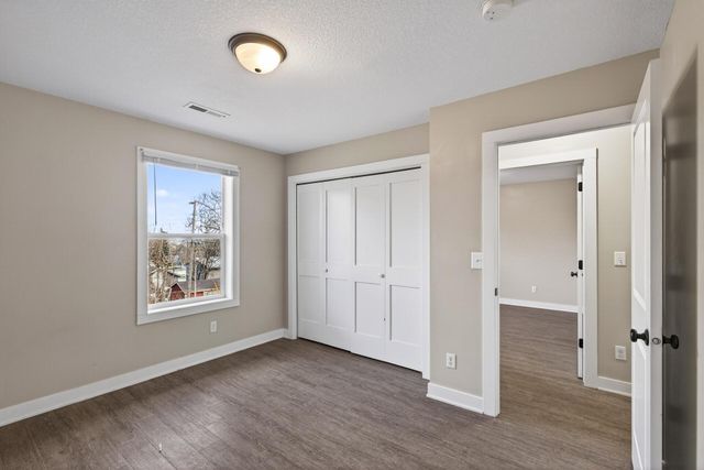 84 Curtice Street E, Saint Paul, MN 55107