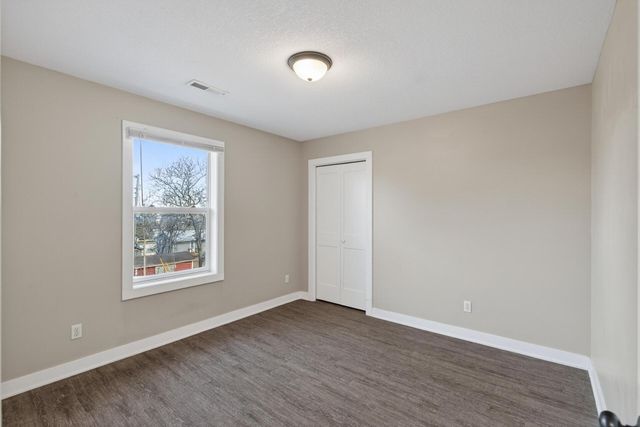 84 Curtice Street E, Saint Paul, MN 55107