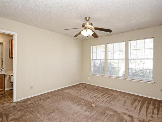 511 Cutty TRL A, Lakeway, TX 78734