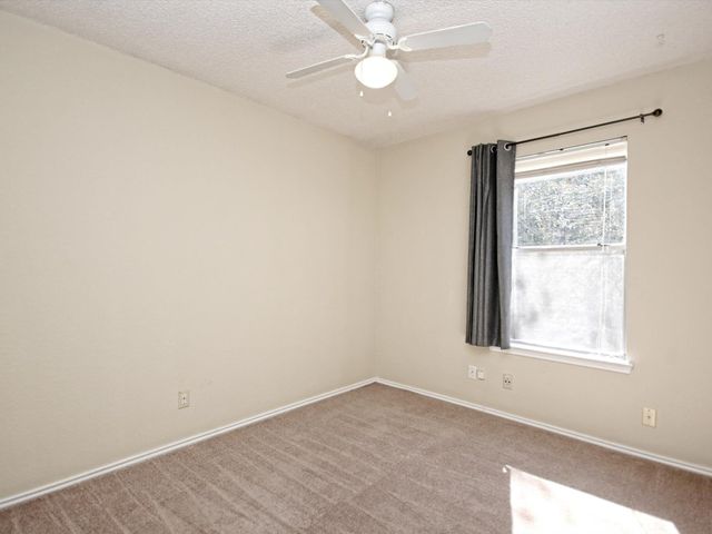 511 Cutty TRL A, Lakeway, TX 78734