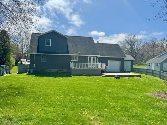 5222 EAST LAKE Road, Harborcreek, PA 16511